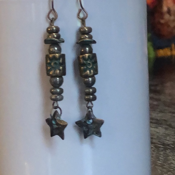 pyrite & patina star earrings handcrafted - Picture 11 of 14